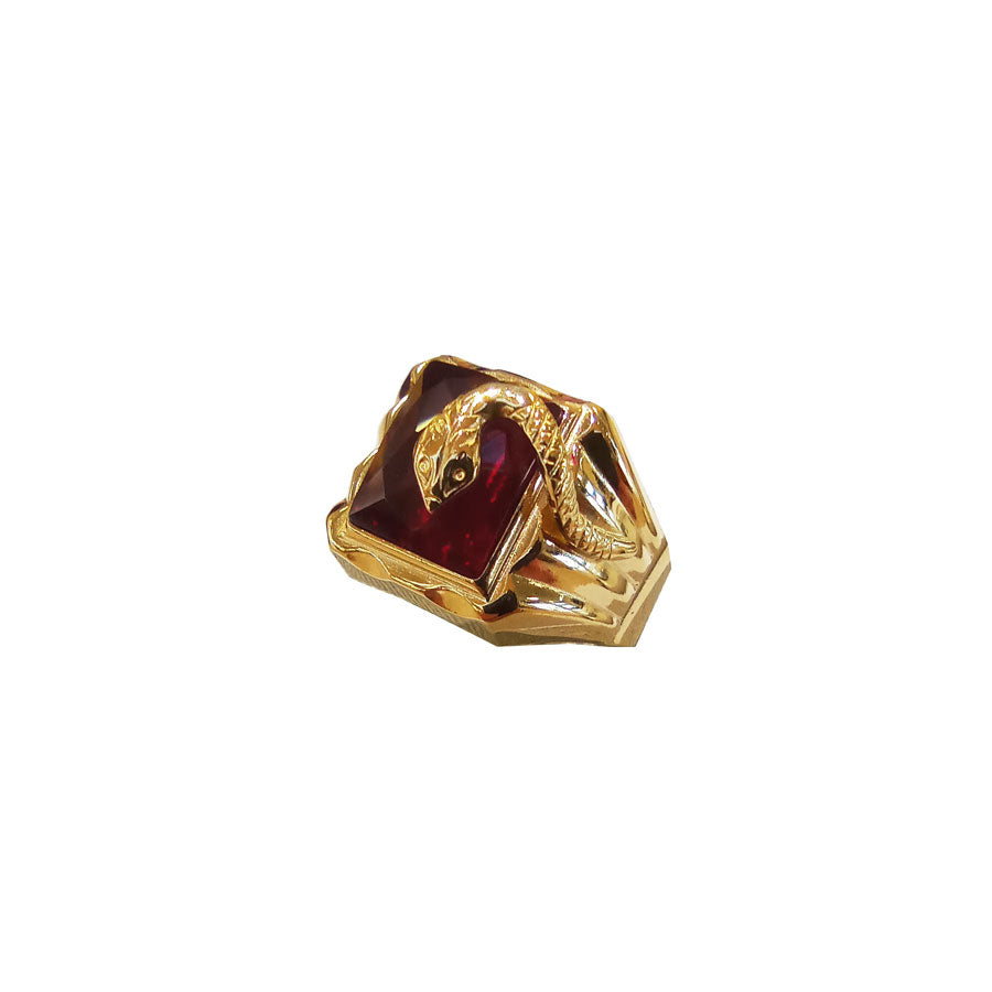 Anello uomo scudo serpente in oro giallo e pietra rossa 18kt
