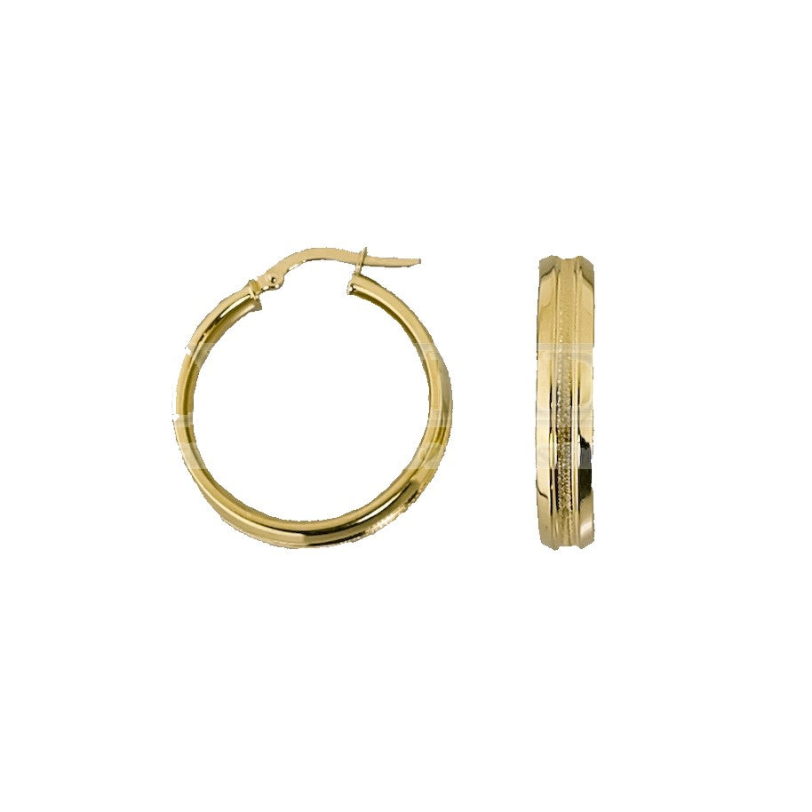 Orecchini da donna in oro giallo a cerchio con bordo lucido e satinato gr 3.80